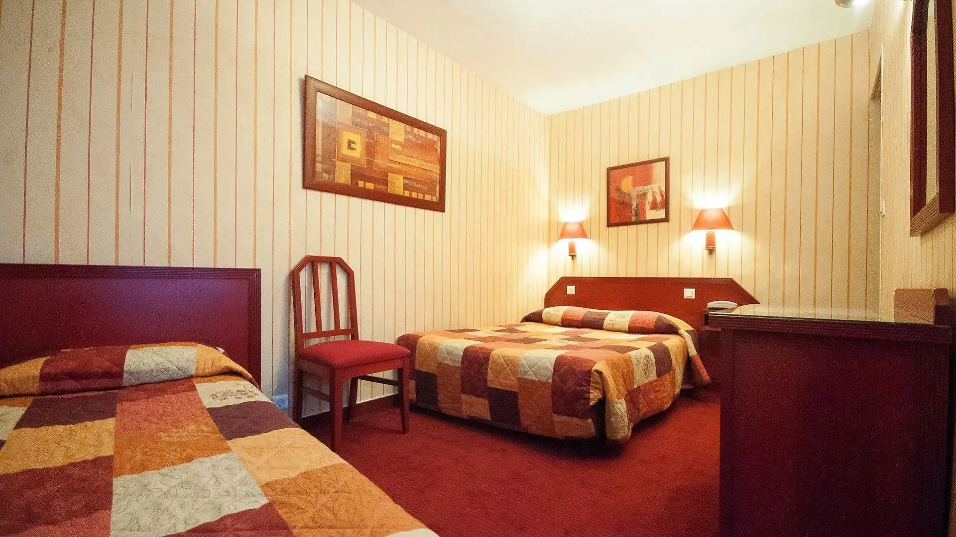 Maison Du Pre Hotel 2*