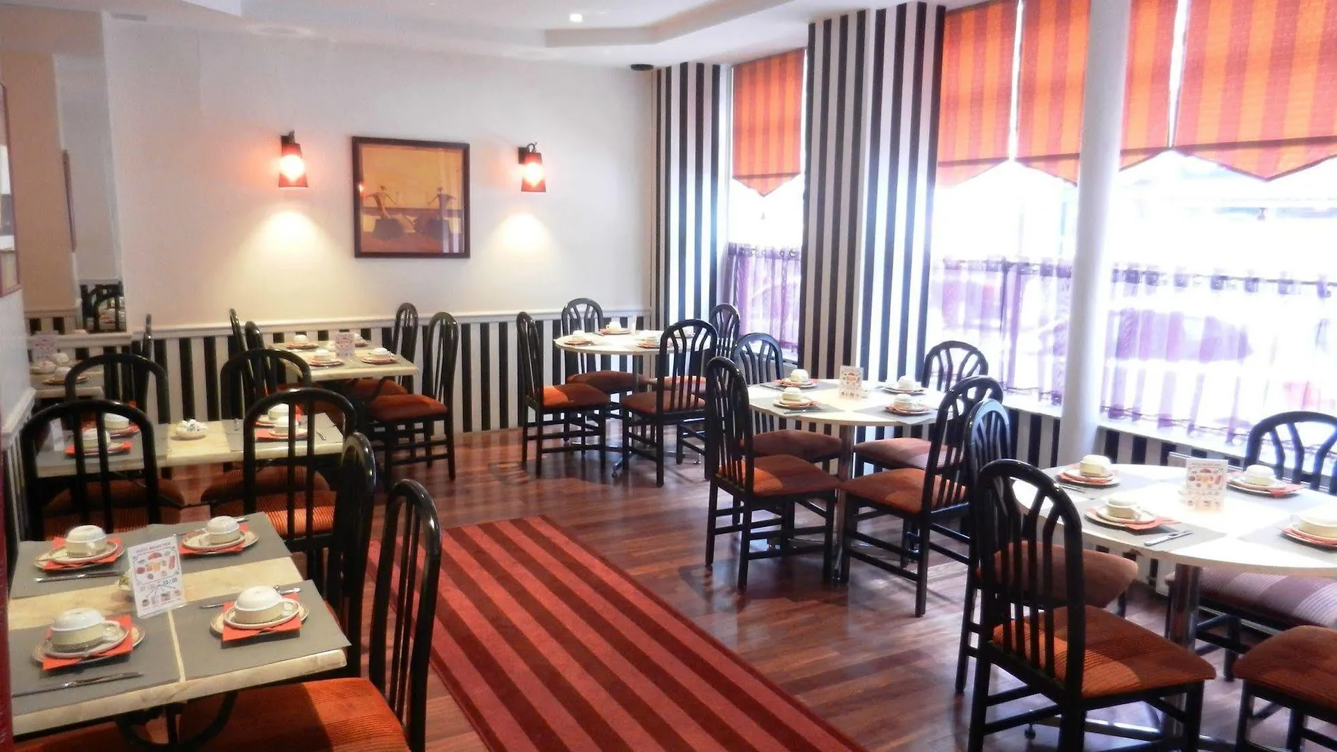 Maison Du Pre Hotel 2*